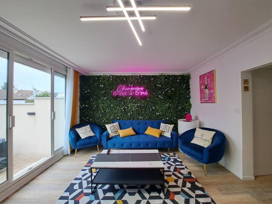 Appartement Camden - Exterieur Et Parking à Reims Extérieur photo